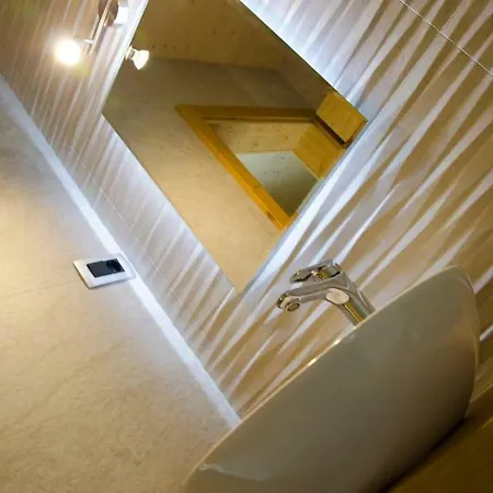 Apartmaji Rajska Ptica דירה בלד