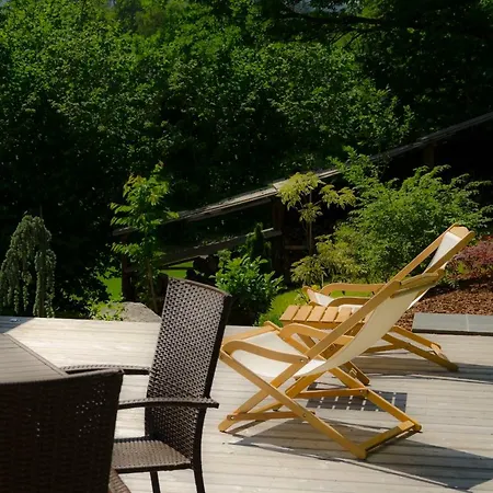 Apartmaji Rajska Ptica *