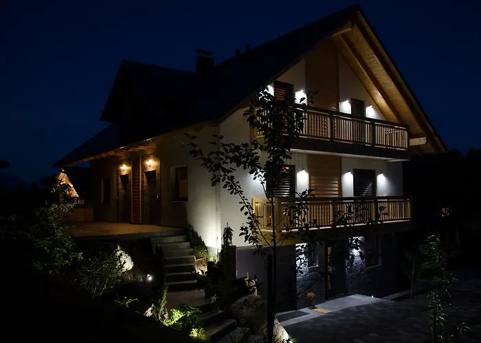 Apartmaji Rajska Ptica