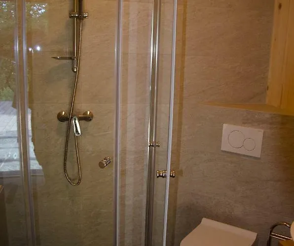 Apartmaji Rajska Ptica ブレッド